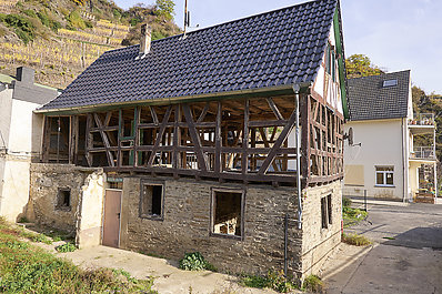 121122048KOSECKI